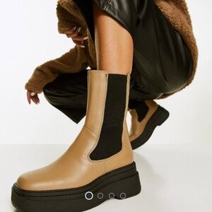 New vagabond Tan Leather Ankle Chelsea Boots